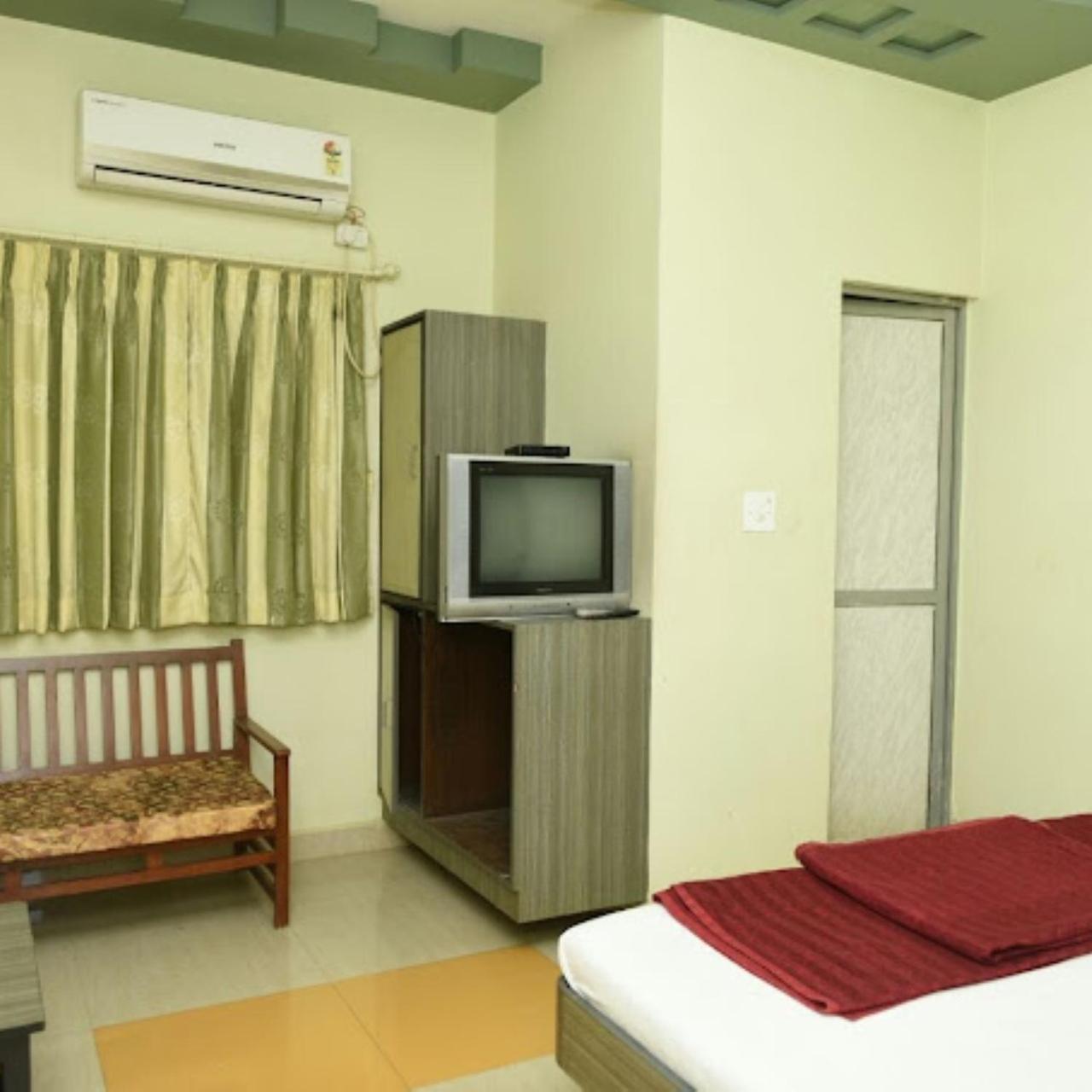 Hotel Anjali Palace Bhuj Exterior foto